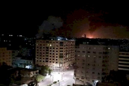 المكتب الحركي للصحفيين في ساحة غزة يستنكر استهداف طائرات الاحتلال للأبراج السكنية التي تضم مؤسسات إعلامية