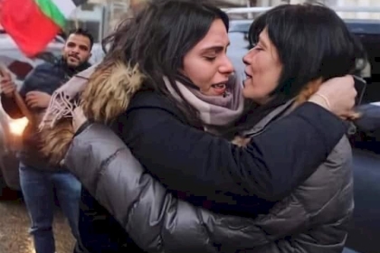 بيت لحم: وقفة دعم وإسناد للأسيرة خالدة جرار أمام الصليب الأحمر