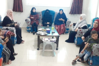 مجلس المرأة بمحافظة رفح ينفذ زيارة لعوائل الشهيدات