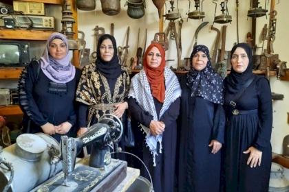 ضمن فعاليات إحياء التراث الفلسطيني مجلس المرأة بمحافظة خان يونس يزور عددا من الأماكن الأثرية  