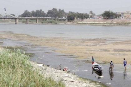 العراق تتهم إيران بقطع مياه نهري "سيروان" و"الكارون" عن أراضيها
