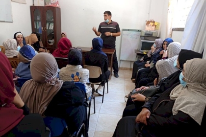 بالصور.. مجلس المرأة في محافظة غزة ينفذ يوماً طبياً مجانياً