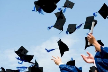 تمديد التسجيل للمنح الدراسية في مصر للبكالوريوس والدراسات العليا