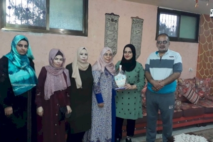 مجلس المرأة في محافظة رفح يزور عدد من الطلبة الناجحين في الثانوية العامة