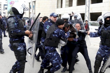 تجمع الشخصيات المستقلة تدعو السلطة لتكون أكثر عقلانية واهتمام بهموم الناس ومطالبهم