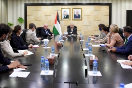 جلسة استثنائية لحكومة اشتية اليوم الخميس