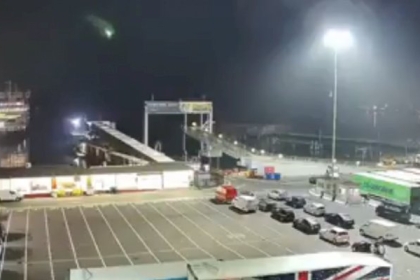 بالفيديو: نيزك كبير مشتعل كاد أن يسبب كارثة في ساوثهامبتون