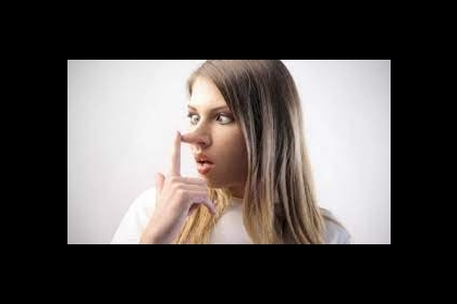 ما هو مرض الكذب القهري وكيف يمكن علاجه؟