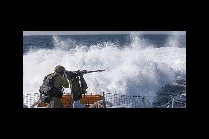 جيش الاحتلال يطلق النار صوب الصيادين في بحر رفح