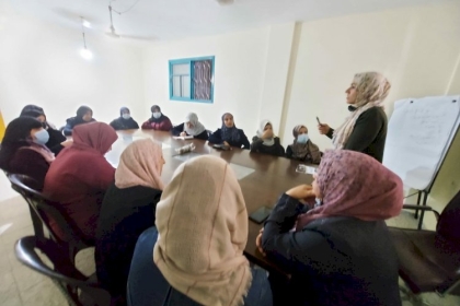 لجنة الكفاءات النسوية في مجلس المرأة بمحافظة الشمال ينفذ لقاءً تدريبياً حول "التسويق الالكتروني"
