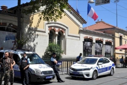 بزعم أنها تروج لما وصفته بالإسلام المتطرف..فرنسا تباشر في إغلاق مساجد وجمعيات