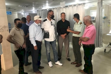 لجنة العلاقات الوطنية بحركة فتح تنظم زيارة لمدير المستشفى الجزائرى بخانيونس