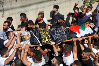 بالصور: جماهير غفيرة تشيع جثمان الشهيد علاء زيود في جنين