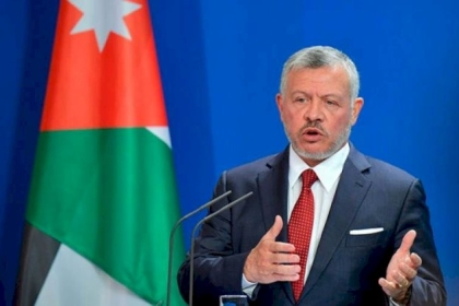 العاهل الأردني يتلقى  اتصالا هاتفيا من الرئيس السوري
