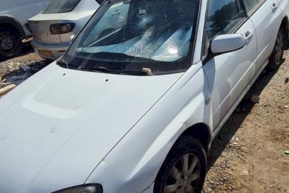 الاحتلال يستولي على مركبة ويحتجز خمسة مواطنين غرب جنين