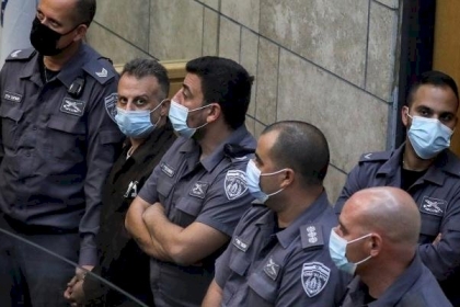 إدارة سجون الاحتلال تماطل بإجراء خزعة للمعتقل يعقوب قادري