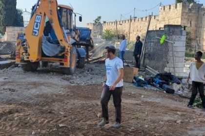 القدس: سلطات الاحتلال تصادق على إقامة متنزه استيطاني على أراضي المقبرة اليوسفية