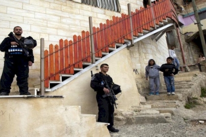 الاحتلال يُخطر نادي هلال القدس بالإغلاق أو دفع غرامة مالية بحجة الضرائب