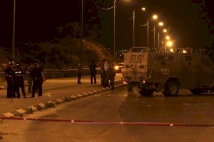 جيش الاحتلال يصيب مواطناً ويعتقل نجله في حوارة جنوب نابلس