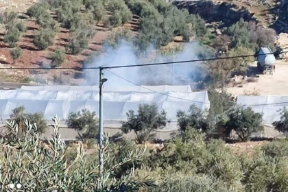 إصابات بالاختناق خلال اقتحام الاحتلال باب الزاوية في الخليل