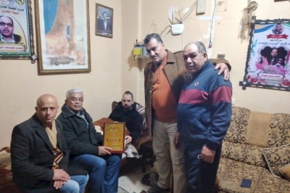 حركة فتح بمحافظة رفح تزور سمير صيدم ممثل جبهة التحرير العربية  لتهنئته بعودته سالماً لأرض الوطن