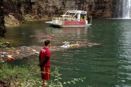 فيديو: قتلى وجرحى بسبب سقوط صخرة كبيرة على سواح في البرازيل