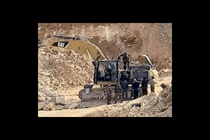 الاحتلال يستولي على أجهزة تحكم لمعدات ثقيلة جنوب بيت لحم