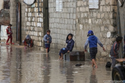 لا رابط بين ما يعيشونه  وما  يشاهدونه على شاشات التلفزيون ...أطفال غزة يكرهون الشتاء