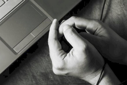 إطلاق حملة وطنية توعوية لمجابهة الإدمان الإلكتروني