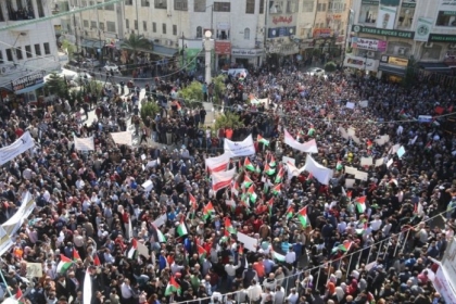 بيت لحم..بالفيديو..رسائل الحراك العمالي للسلطة  اعتراضا على تردي الأوضاع