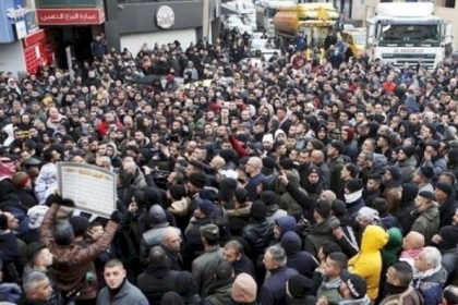 الخليل: احتجاجات حاشدة ضد غلاء الأسعار والفوضى