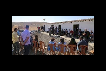 الاحتلال يخطر بهدم مدرسة شرق رام الله