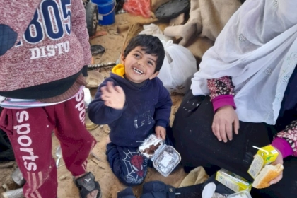 مبادرة بسمة أمل تواصل نشاطها الاغاثي والانساني في قطاع غزة