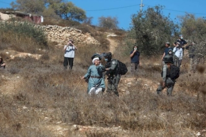 نابلس: وفد دبلوماسي أجنبي يطلع على معاناة أهالي برقة