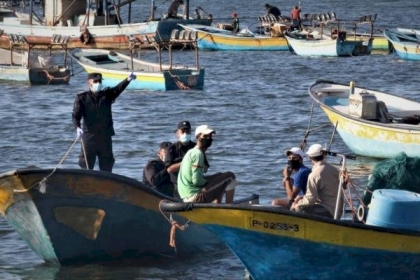 إغلاق بحر غزة بسبب الأحوال الجوية