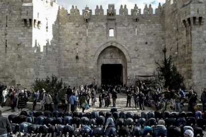 قوات الاحتلال تغلق منطقة باب العامود في القدس المحتلة