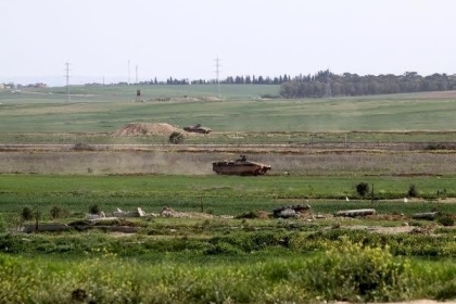 الاحتلال يستهدف الصيادين والمزارعين جنوب وشمال قطاع غزة