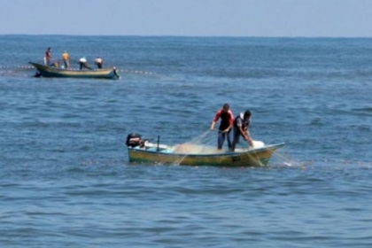 انقلاب حسكة صيد في عرض بحر غزة