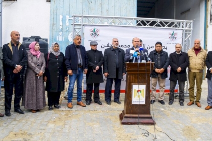 بدعم القائد دحلان...  تسليم مستلزمات مشروع شتاء دافئ لوزارة التنمية الاجتماعية