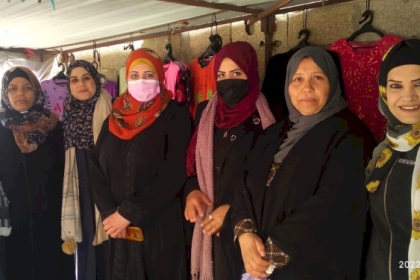 لجنة المرأة العاملة بمجلس العمال تنظم جولة ميدانية على عاملات البسطات في المحافظة الوسطى