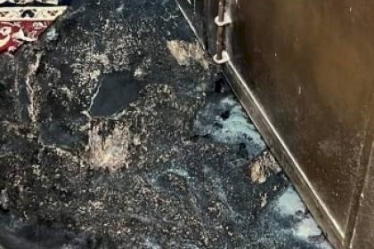 مستوطنون يحرقون أجزاء من مسجد قرية زيتا جماعين جنوب نابلس