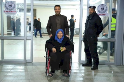 عودة الدفعة الأولى من المعتمرين إلى غزة