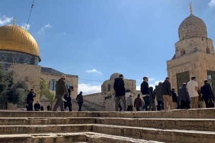 85 مستوطنا يقتحمون "الأقصى"