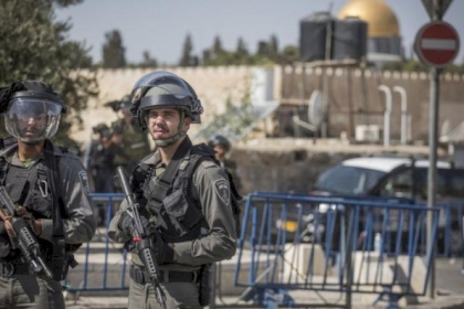 القدس: الاحتلال يفرض قيوداً جديدة على الصلاة بالأقصى