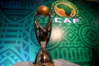 الوداد المغربي بعشرة لاعبين يهزم شباب بلوزداد الجزائري في عقر داره (فيديو)