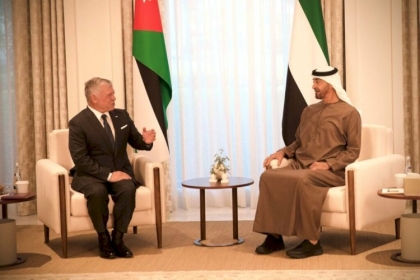 العاهل الأردني يبحث مع ولي عهد أبو ظبي أخر تطورات الأوضاع في القدس