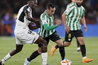 بالصور.. ريال بيتيس بطلا لكأس إسبانيا على حساب فالنسيا