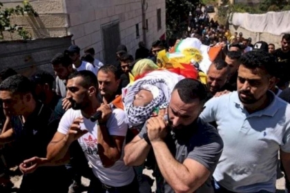 تشيّيع جثمان الشهيد أحمد عويدات في أريحا