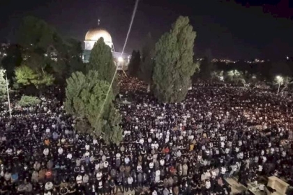 رغم القيود المشددة من الاحتلال.. بالصور: مديرية أوقاف خانيونس تنشر مُصلَّيات عيد الفطر 2022