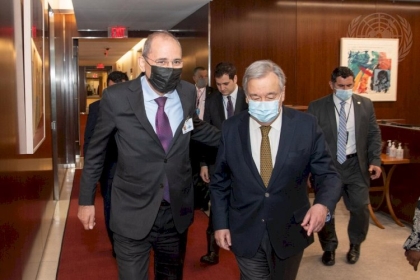 الخارجية الأردنية وغوتيريش يؤكدان ضرورة احترام الوضع التاريخي القائم في المسجد الأقصى